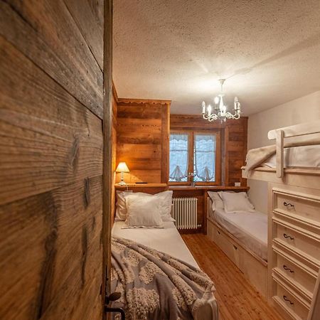 L'Atelier Du Temps - Le Petit Refuge Appartement Cogne Exterior photo